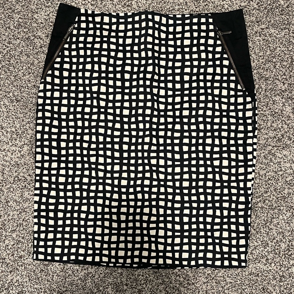 The Limited Black and White Grid Pencil Skirt